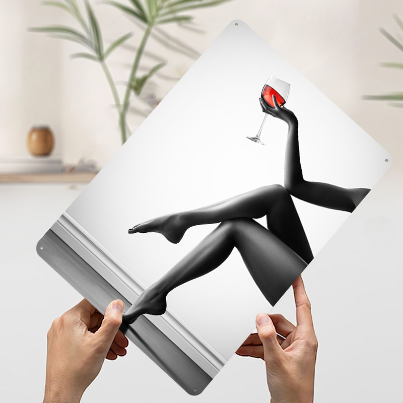 Elegante Frau mit Weinglas Ble – Women Accessories Poster Bewertung und Preis