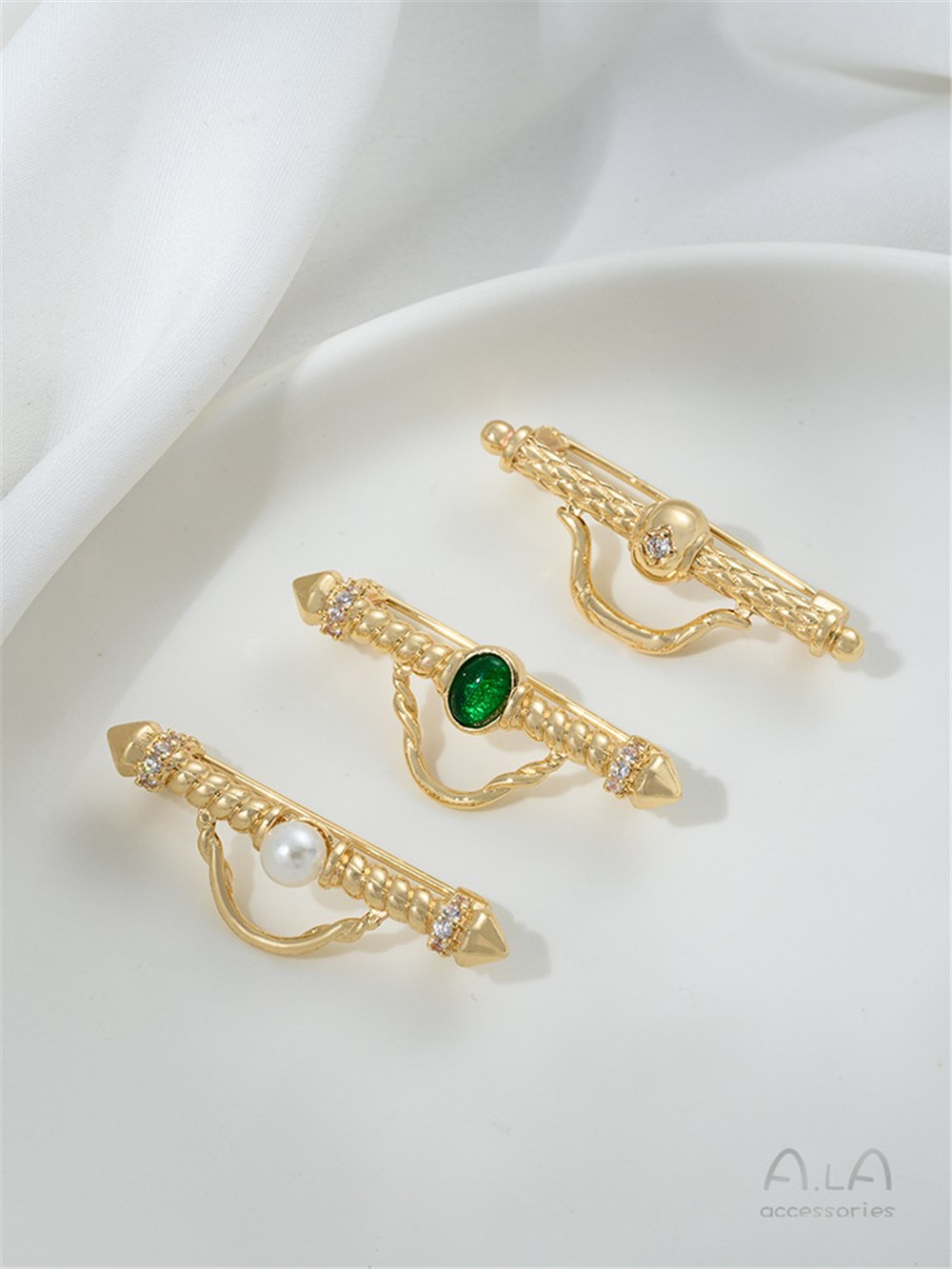 14K Goldfarbene, gravierte Bro – Brooch Pin Gold Bewertung und Preis